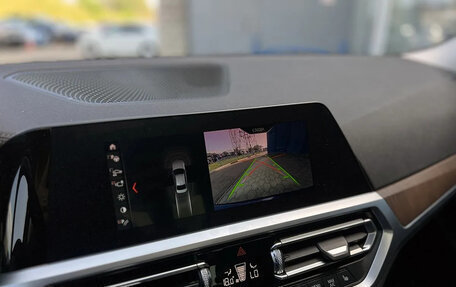BMW 3 серия, 2019 год, 4 200 000 рублей, 14 фотография
