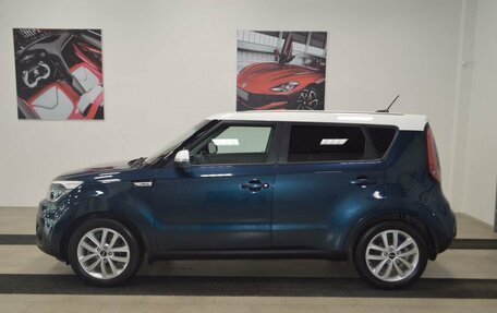 KIA Soul II рестайлинг, 2018 год, 1 555 000 рублей, 6 фотография