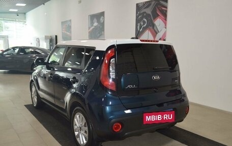 KIA Soul II рестайлинг, 2018 год, 1 555 000 рублей, 13 фотография