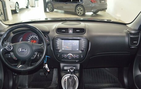 KIA Soul II рестайлинг, 2018 год, 1 555 000 рублей, 25 фотография