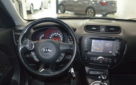KIA Soul II рестайлинг, 2018 год, 1 555 000 рублей, 34 фотография
