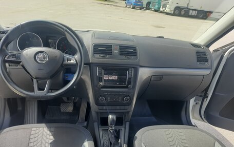 Skoda Yeti I рестайлинг, 2015 год, 1 445 000 рублей, 14 фотография