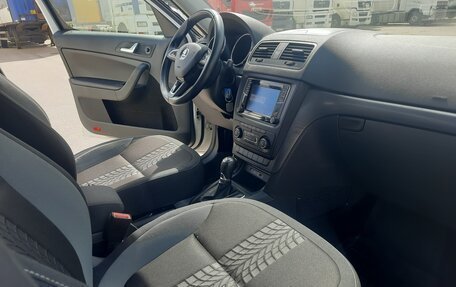 Skoda Yeti I рестайлинг, 2015 год, 1 445 000 рублей, 11 фотография