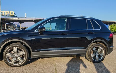 Volkswagen Tiguan II, 2017 год, 3 000 000 рублей, 6 фотография
