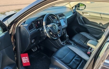 Volkswagen Tiguan II, 2017 год, 3 000 000 рублей, 12 фотография