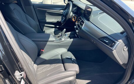 BMW 5 серия, 2022 год, 5 700 000 рублей, 17 фотография