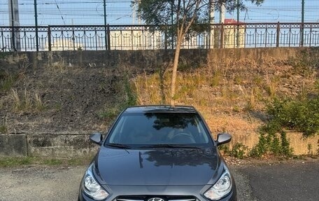 Hyundai Solaris II рестайлинг, 2012 год, 820 000 рублей, 2 фотография