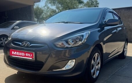 Hyundai Solaris II рестайлинг, 2012 год, 820 000 рублей, 12 фотография