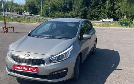 KIA cee'd III, 2017 год, 1 320 000 рублей, 2 фотография