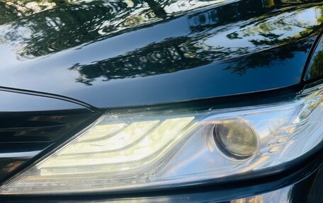 Toyota Camry, 2019 год, 2 350 000 рублей, 8 фотография
