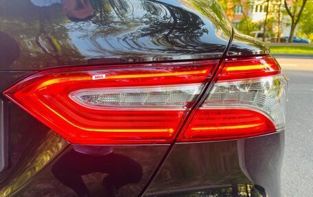 Toyota Camry, 2019 год, 2 350 000 рублей, 9 фотография