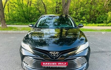Toyota Camry, 2019 год, 2 350 000 рублей, 6 фотография