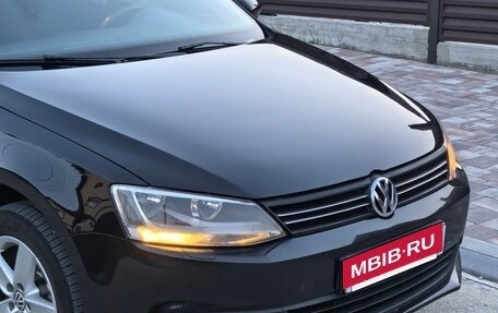 Volkswagen Jetta VI, 2013 год, 1 290 000 рублей, 12 фотография