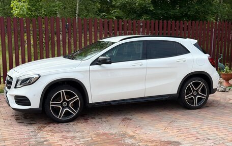 Mercedes-Benz GLA, 2018 год, 3 500 000 рублей, 6 фотография