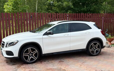 Mercedes-Benz GLA, 2018 год, 3 500 000 рублей, 4 фотография