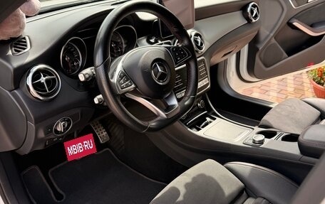 Mercedes-Benz GLA, 2018 год, 3 500 000 рублей, 7 фотография