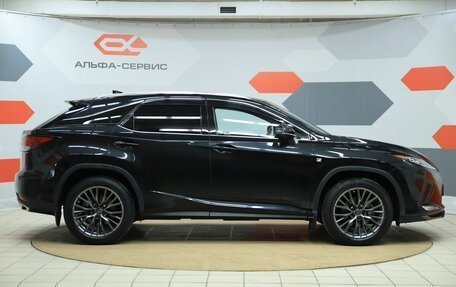 Lexus RX IV рестайлинг, 2021 год, 5 490 000 рублей, 4 фотография