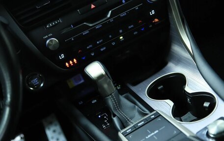 Lexus RX IV рестайлинг, 2021 год, 5 490 000 рублей, 15 фотография