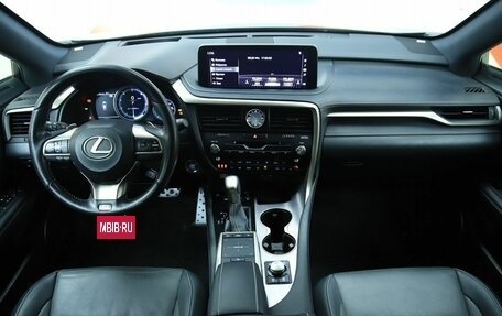 Lexus RX IV рестайлинг, 2021 год, 5 490 000 рублей, 11 фотография