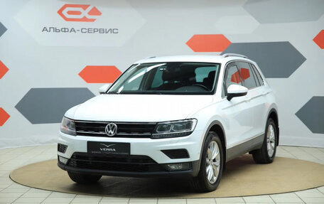 Volkswagen Tiguan II, 2018 год, 2 390 000 рублей, 1 фотография