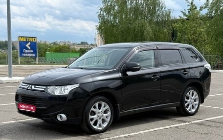 Mitsubishi Outlander III рестайлинг 3, 2012 год, 1 270 000 рублей, 1 фотография