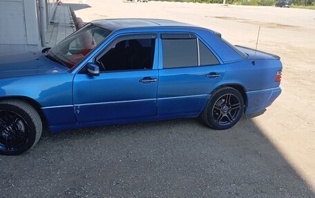 Mercedes-Benz W124, 1991 год, 370 000 рублей, 2 фотография