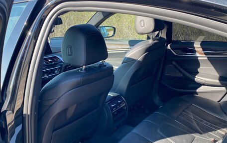 BMW 5 серия, 2018 год, 4 500 000 рублей, 10 фотография