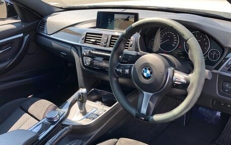 BMW 3 серия, 2018 год, 1 560 855 рублей, 6 фотография