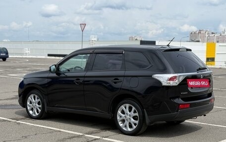 Mitsubishi Outlander III рестайлинг 3, 2012 год, 1 270 000 рублей, 3 фотография