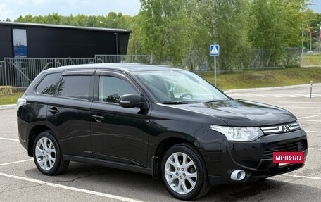Mitsubishi Outlander III рестайлинг 3, 2012 год, 1 270 000 рублей, 8 фотография
