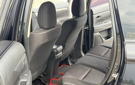 Mitsubishi Outlander III рестайлинг 3, 2012 год, 1 270 000 рублей, 13 фотография