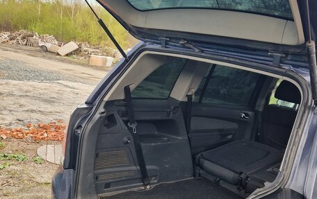 Opel Zafira B, 2006 год, 750 000 рублей, 23 фотография