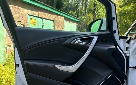 Opel Astra J, 2010 год, 750 000 рублей, 14 фотография