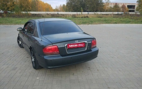 Hyundai Sonata IV рестайлинг, 2009 год, 555 000 рублей, 1 фотография