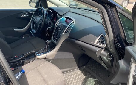 Opel Astra J, 2010 год, 650 000 рублей, 9 фотография