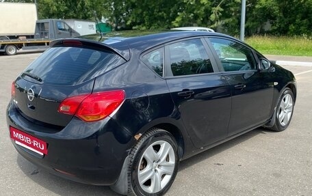 Opel Astra J, 2010 год, 650 000 рублей, 5 фотография