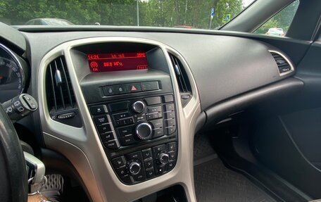 Opel Astra J, 2010 год, 650 000 рублей, 19 фотография