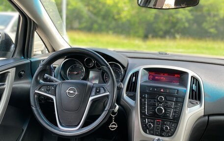 Opel Astra J, 2010 год, 650 000 рублей, 11 фотография