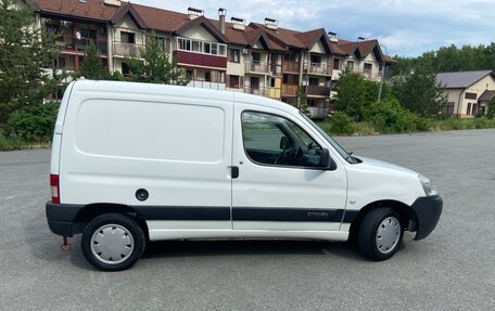 Citroen Berlingo II рестайлинг, 2010 год, 400 000 рублей, 3 фотография