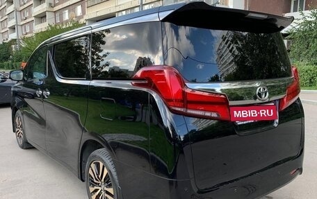 Toyota Alphard III, 2018 год, 4 800 000 рублей, 3 фотография