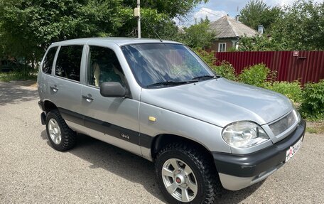 Chevrolet Niva I рестайлинг, 2003 год, 360 000 рублей, 3 фотография