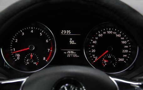 Volkswagen Jetta VI, 2016 год, 1 180 000 рублей, 12 фотография