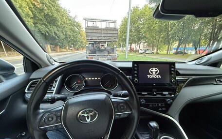 Toyota Camry, 2021 год, 3 700 000 рублей, 7 фотография