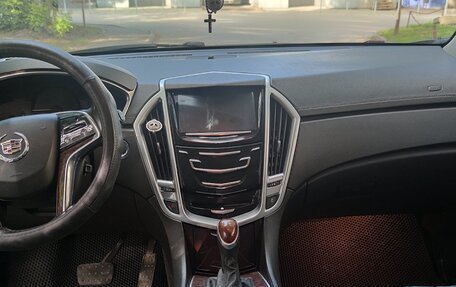 Cadillac SRX II рестайлинг, 2013 год, 1 983 000 рублей, 16 фотография