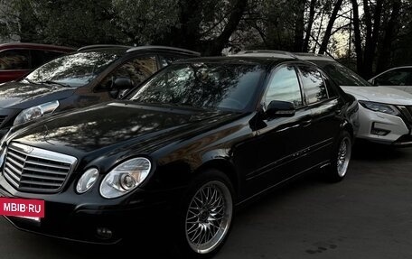 Mercedes-Benz E-Класс, 2008 год, 820 000 рублей, 3 фотография