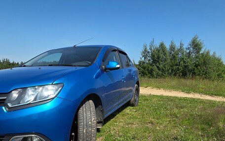 Renault Logan II, 2015 год, 590 000 рублей, 4 фотография