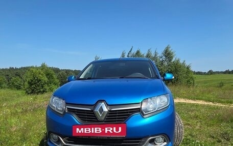 Renault Logan II, 2015 год, 590 000 рублей, 2 фотография