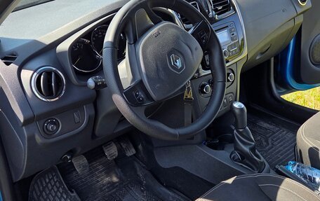 Renault Logan II, 2015 год, 590 000 рублей, 20 фотография