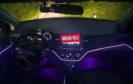 Hyundai Solaris II рестайлинг, 2021 год, 1 450 000 рублей, 11 фотография
