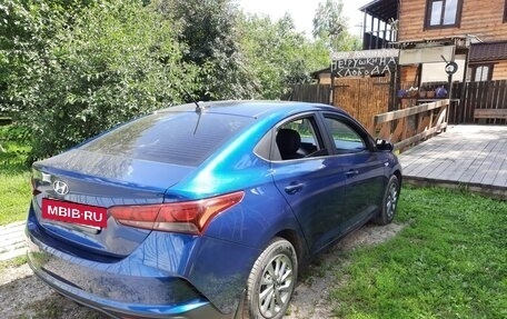 Hyundai Solaris II рестайлинг, 2021 год, 1 450 000 рублей, 4 фотография